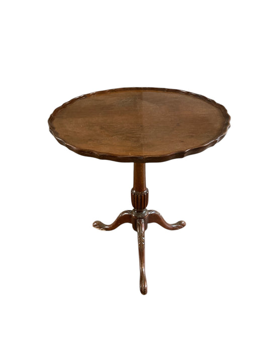 George III Mahogany Pie Crust Tilt top table late 1800's