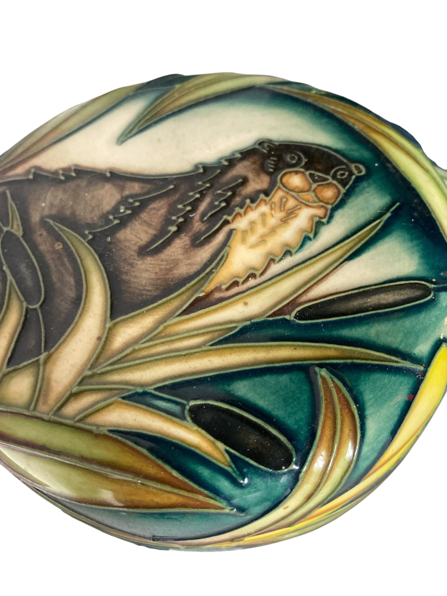 Moorcroft pottery 'Otters' ginger jar, designed by Sian Leeper