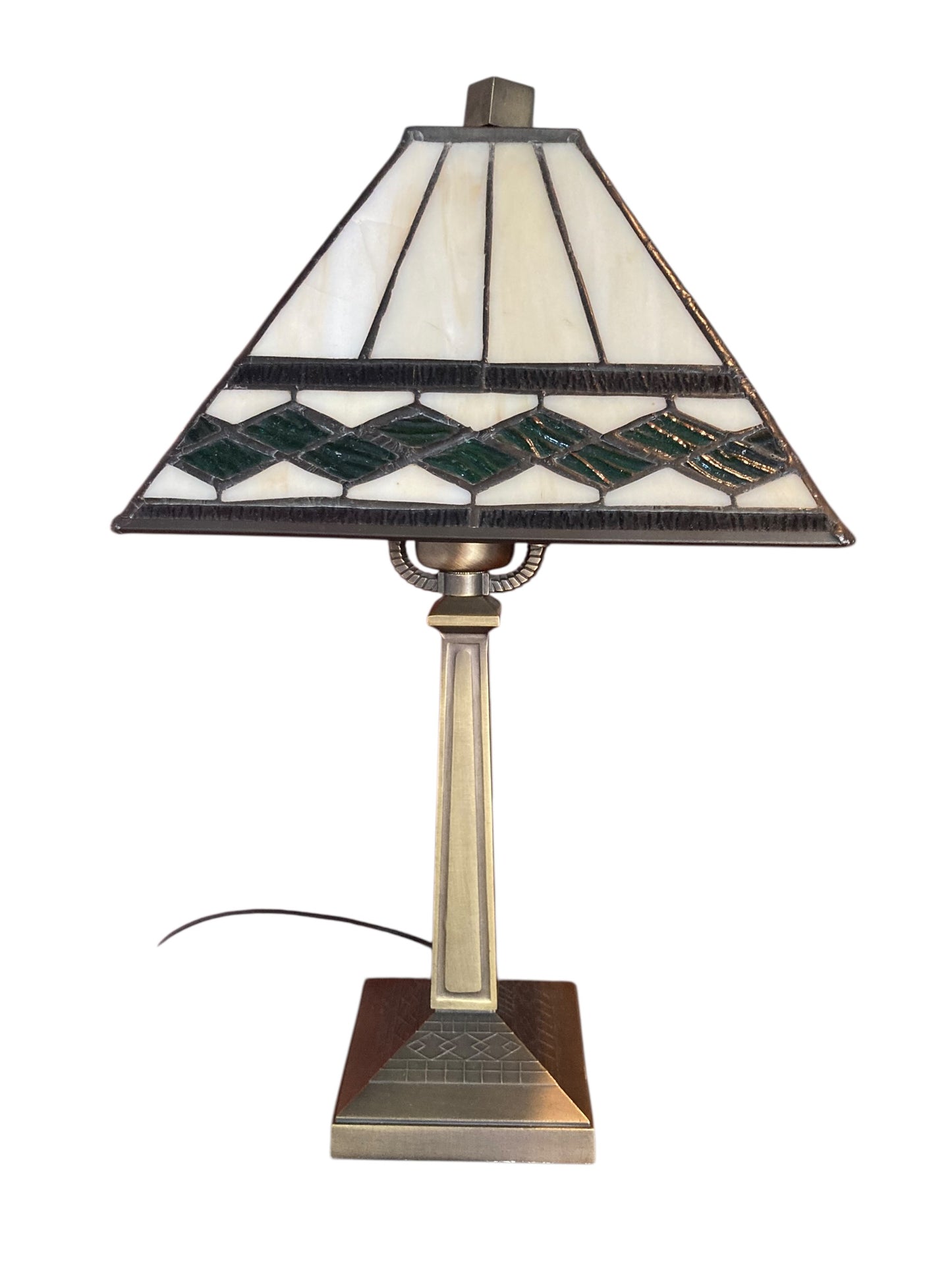 Art Deco-style table lamp in the Manor of Tiffany