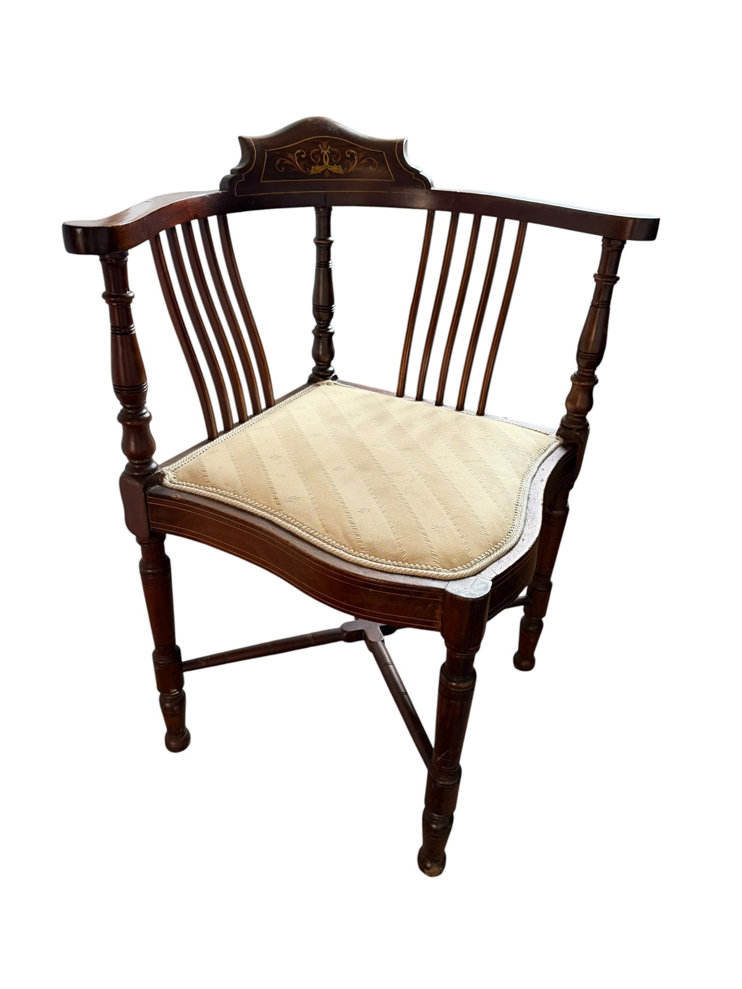 antique Edwardian inlaid mahogany corner chair, dating from the early 19th century (circa 1900–1910).