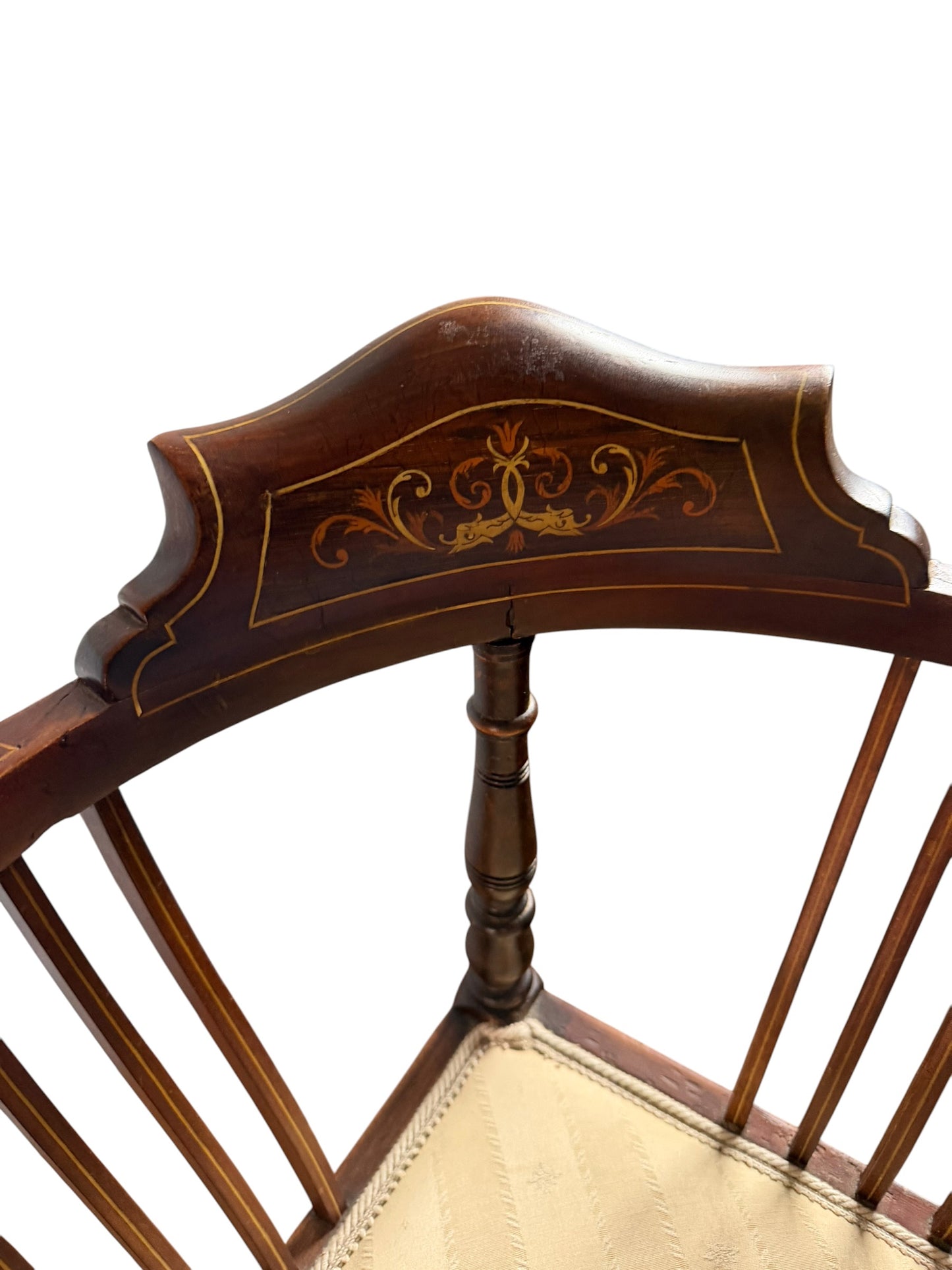 antique Edwardian inlaid mahogany corner chair, dating from the early 19th century (circa 1900–1910).