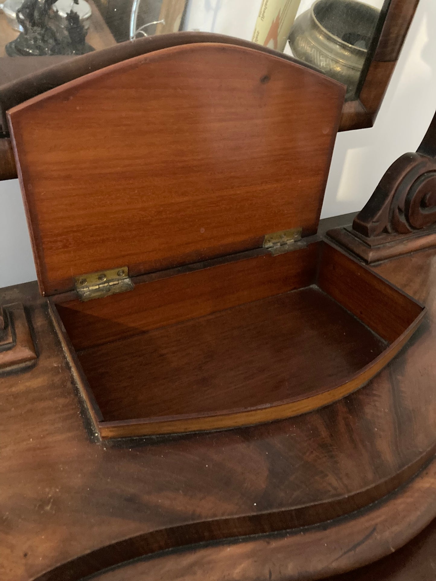 Victorian Mahogany Dressing Table swing Mirror Carved Scottish Thistle Carving Late 19 Century