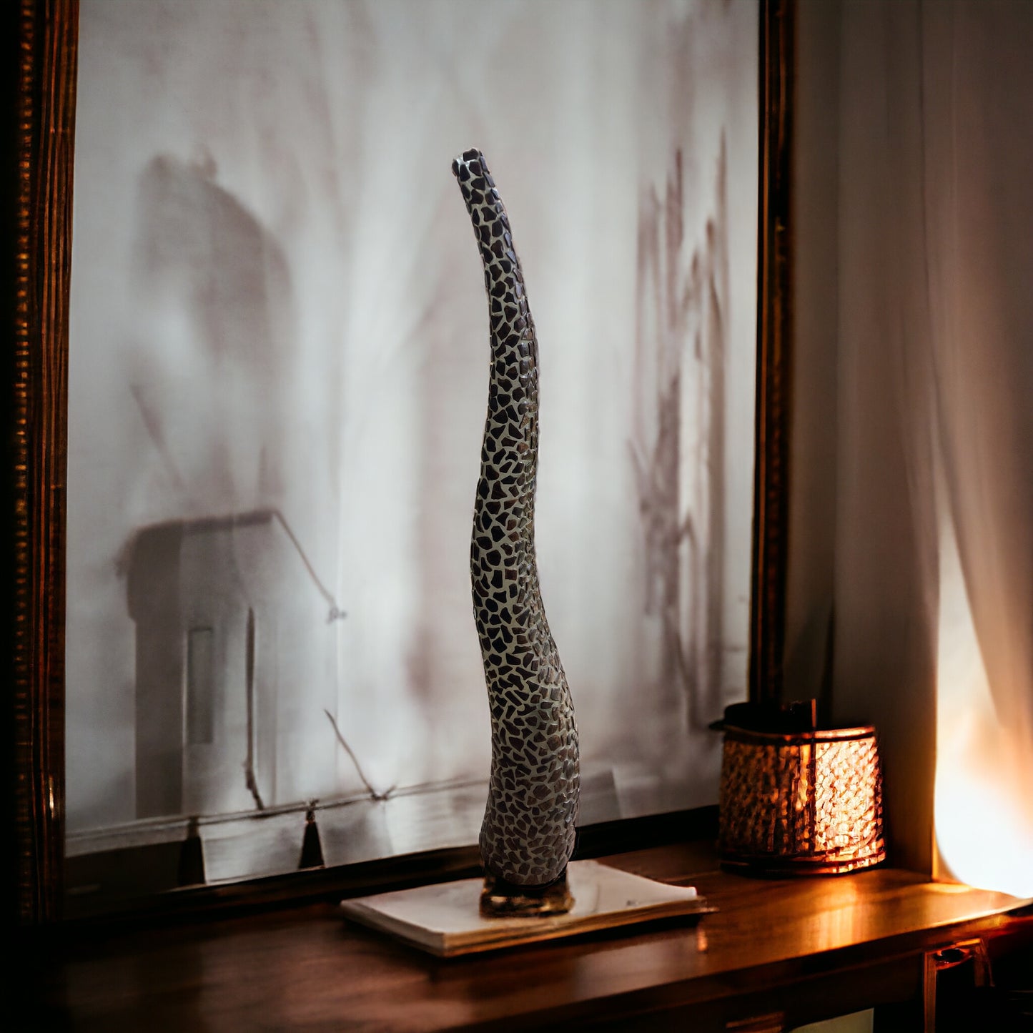 Illuminated resin sculpture floor or table lamp