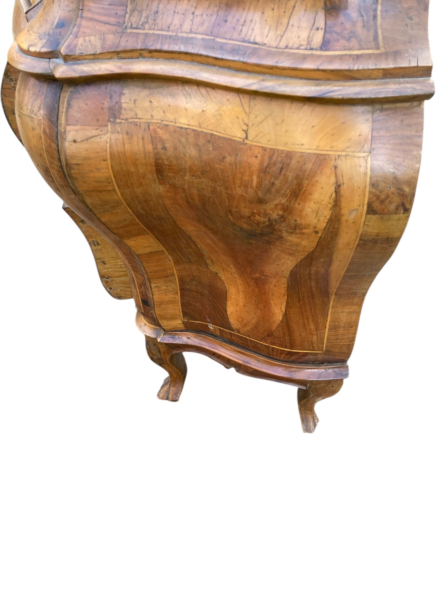 Italian Walnut Commode, chest of drawers 19th Century Bombe form