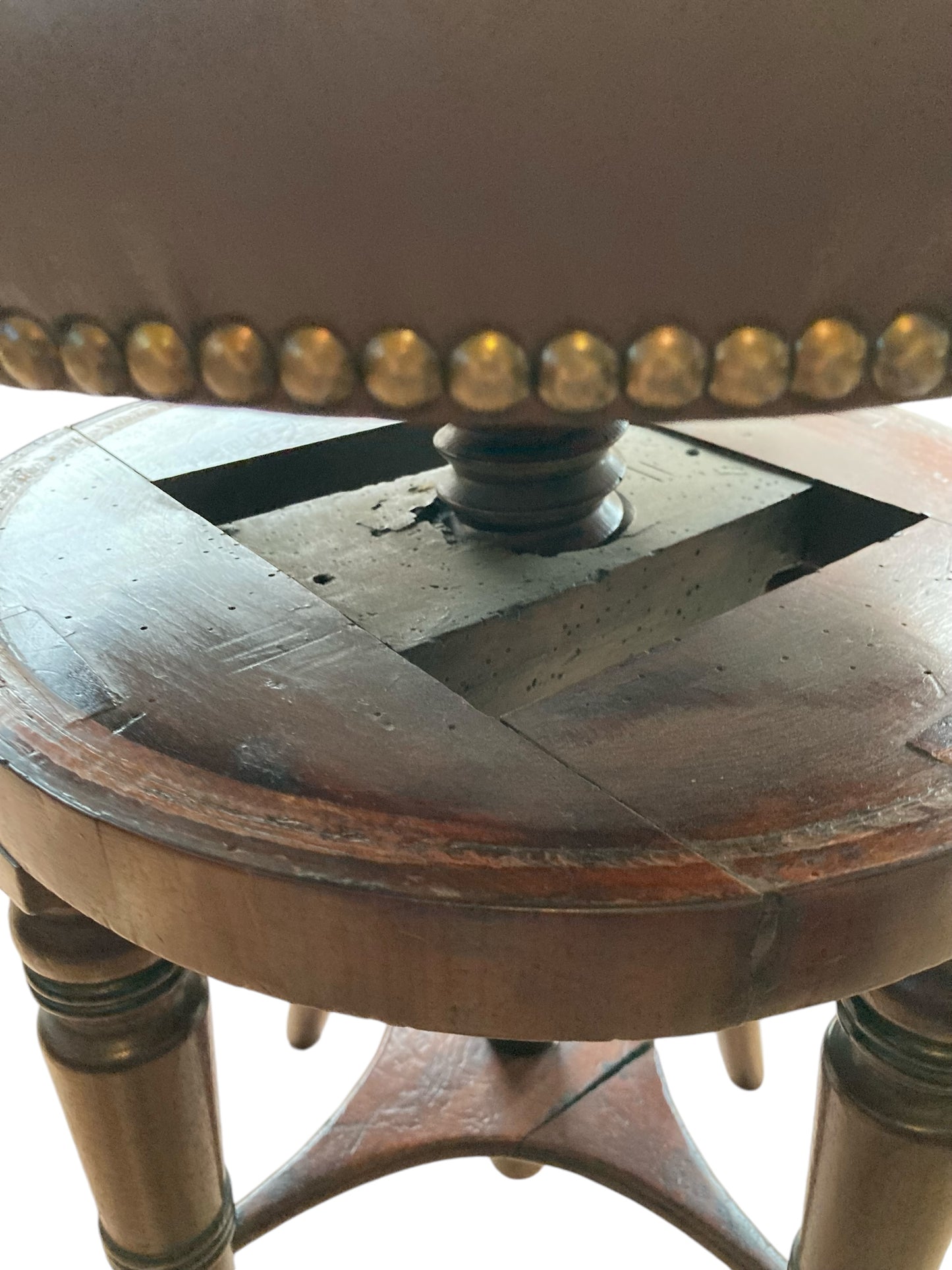 Antique Victorian mahogany adjustable piano stool