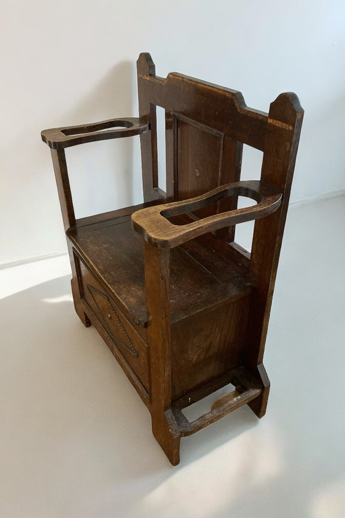 Early 20th Century Oak hall seat or Monks Bench