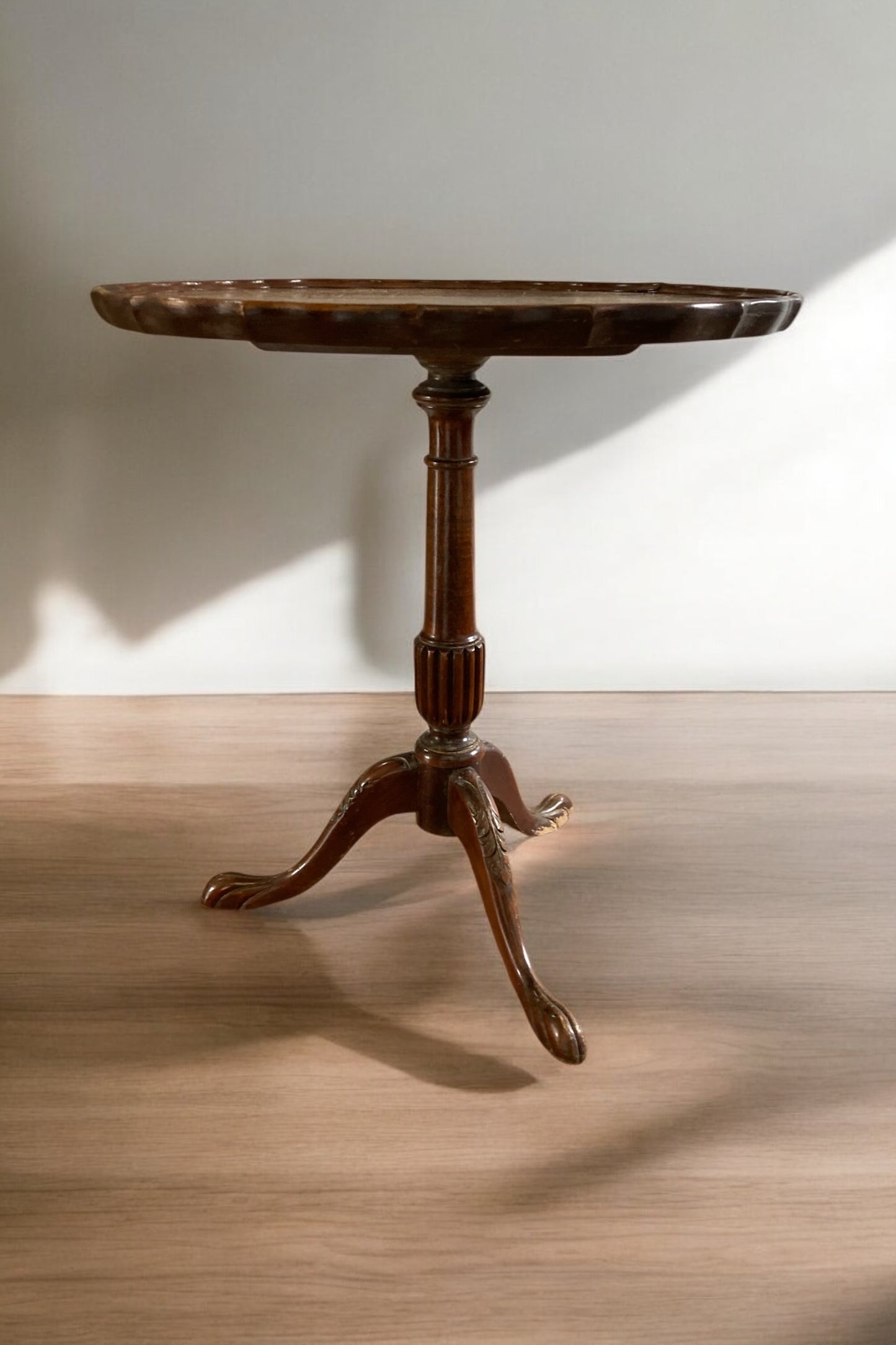 George III Mahogany Pie Crust Tilt top table late 1800's